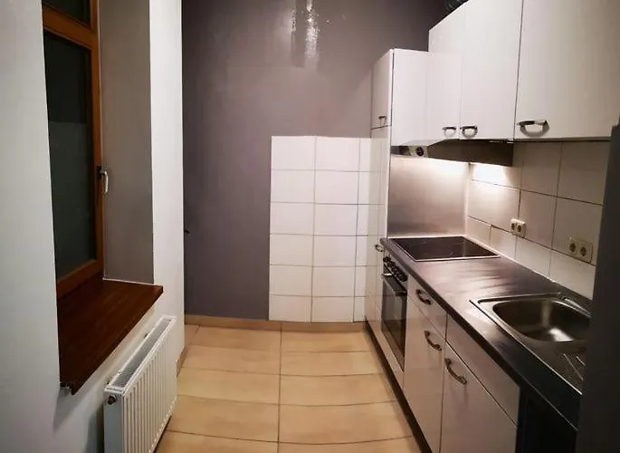 Fliegerheim Nr 10 Bitaja * Leipzig